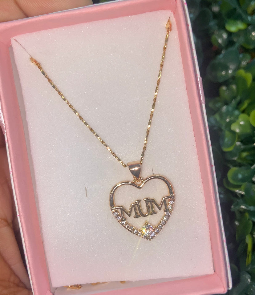 Mum necklace