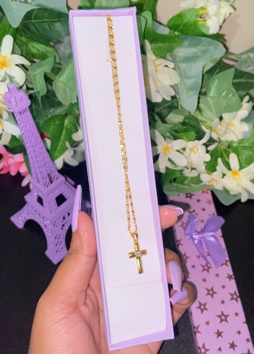 Mini cross necklace