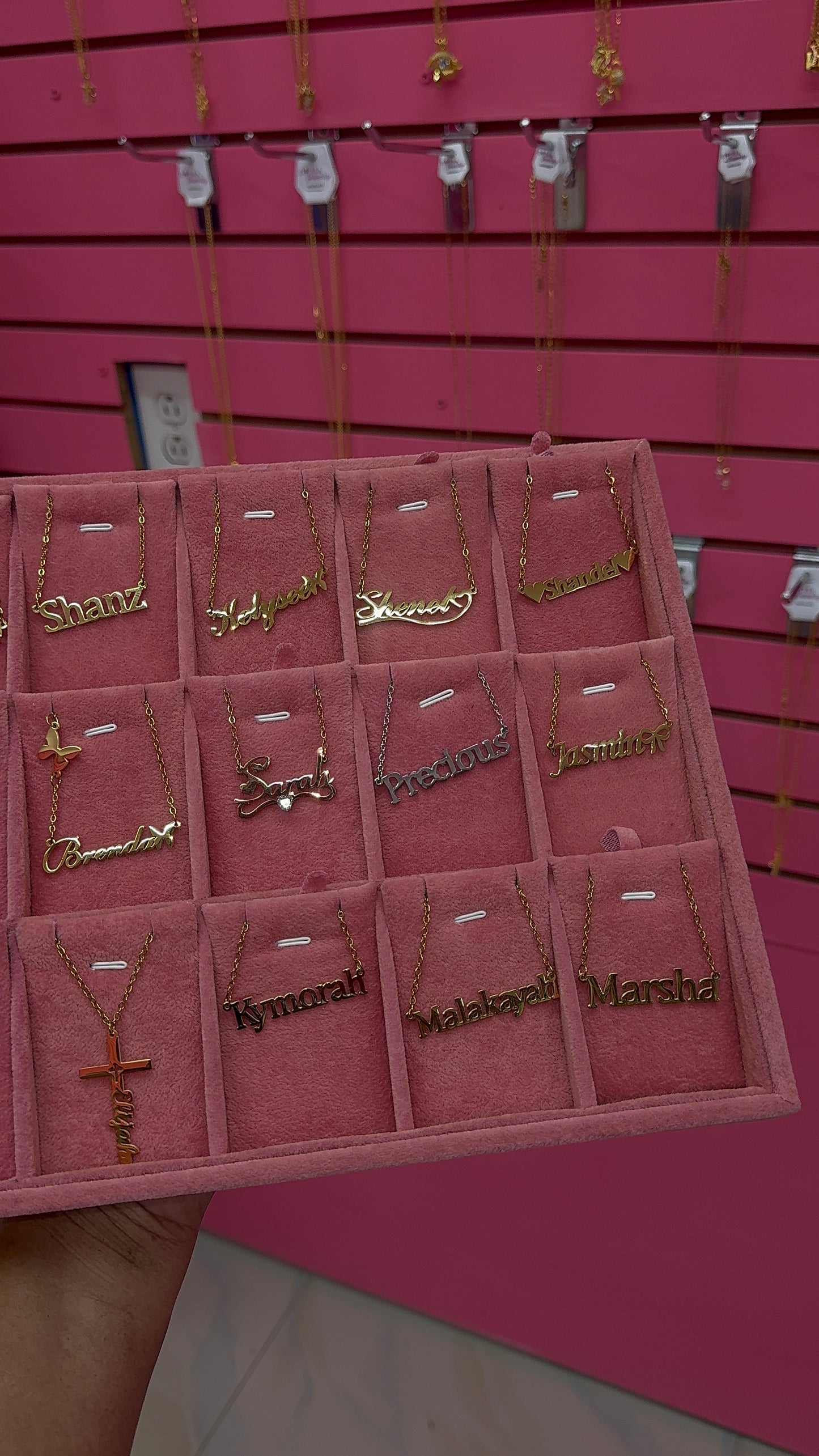 Instock custom name chains