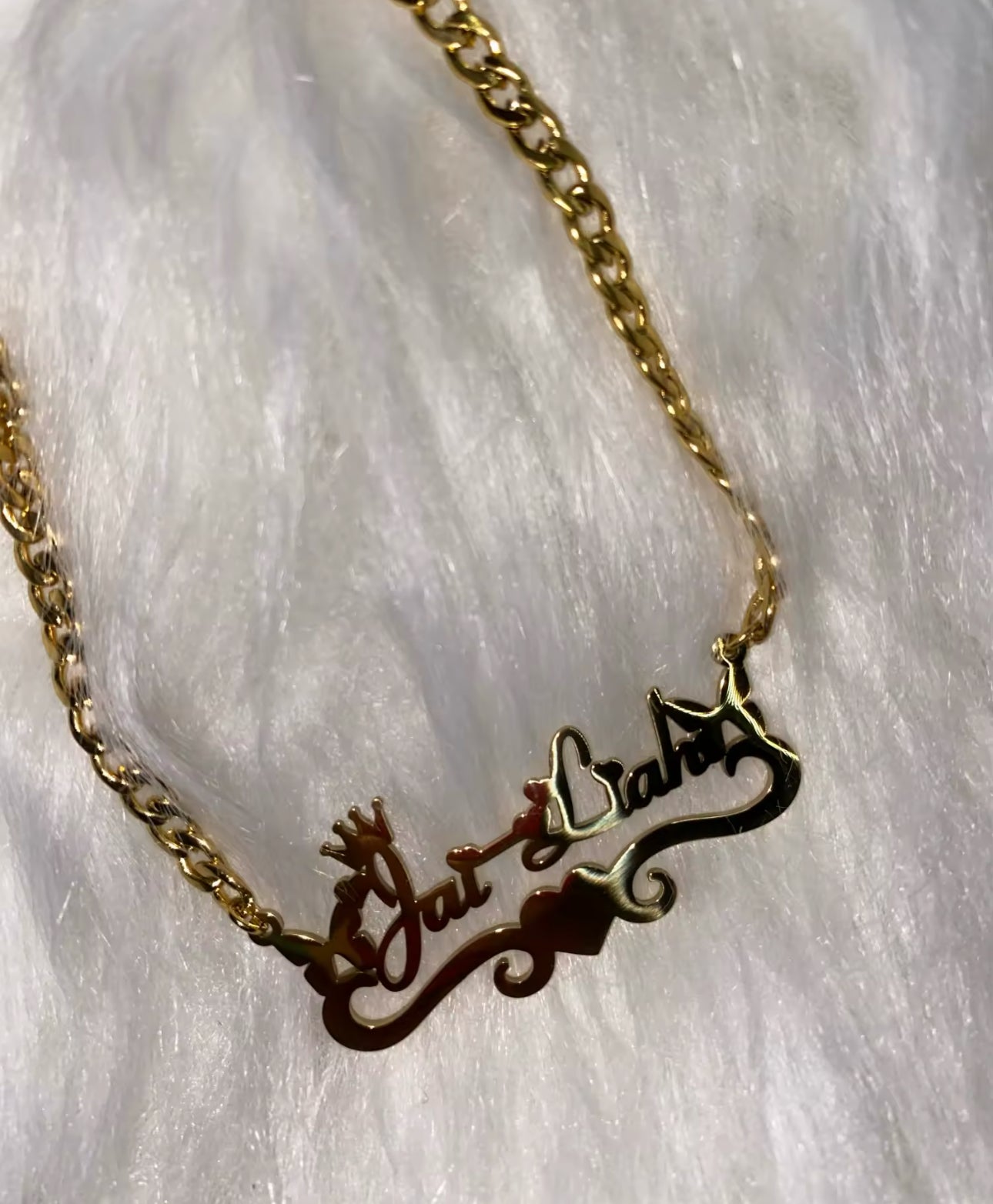 Personalized stainless royal heart name necklace