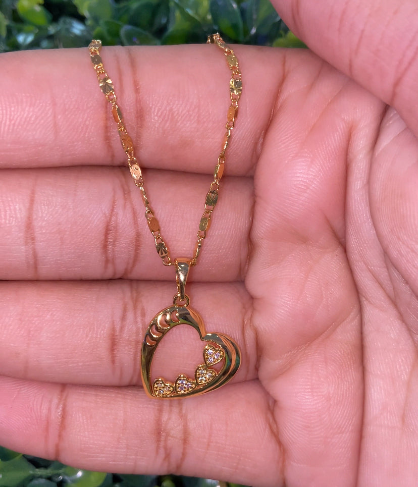 Gold plated heart necklace