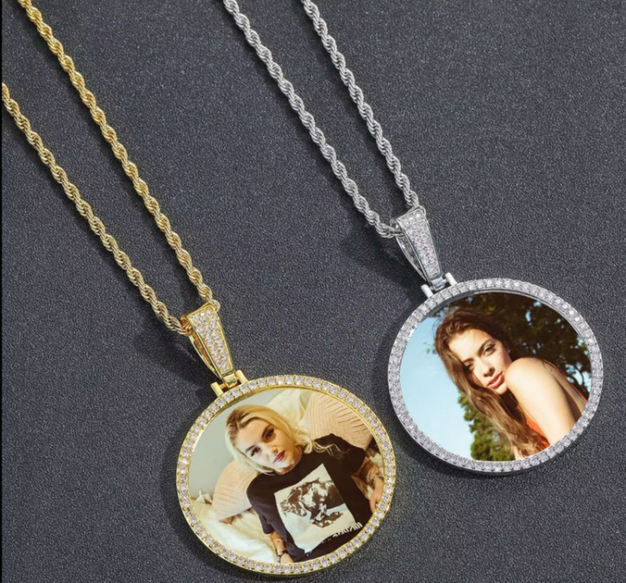 Medallion custom picture necklace