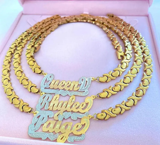 Xoxo custom name plate