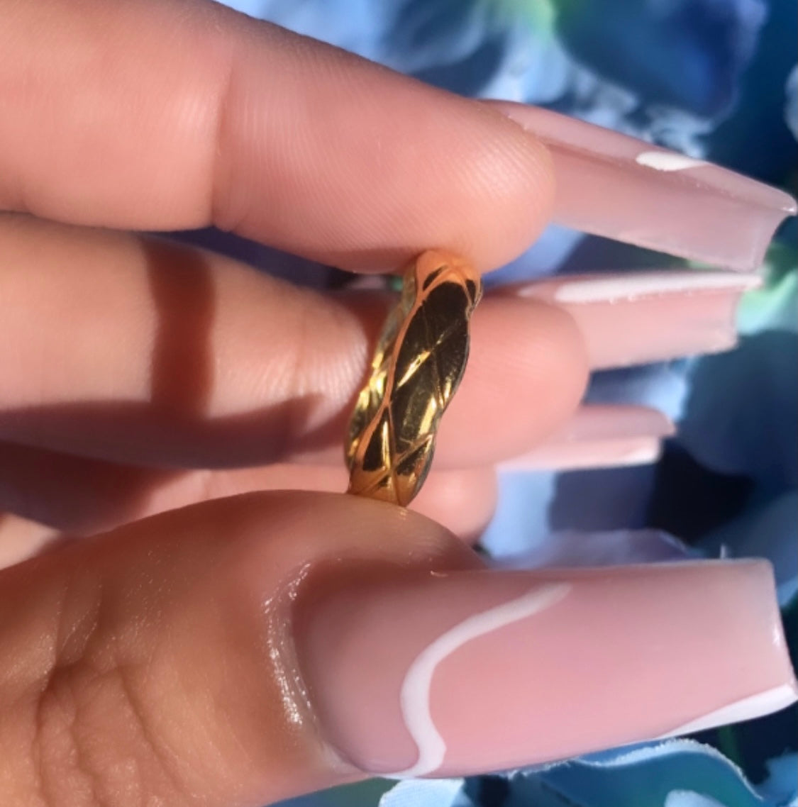 Textured ring
