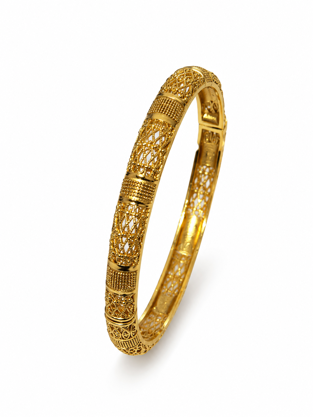 Amara Filigree Bangle