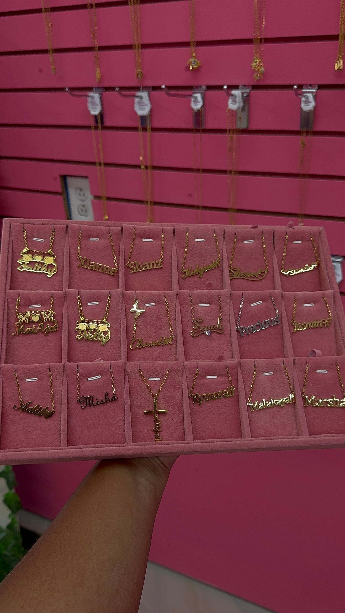 Instock custom name chains