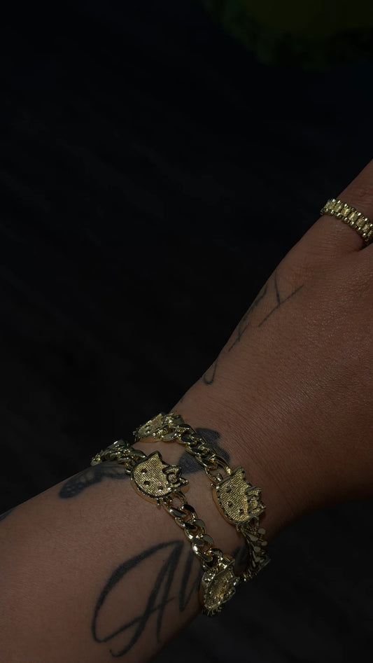 PRE ORDER - HK head thick bracelet
