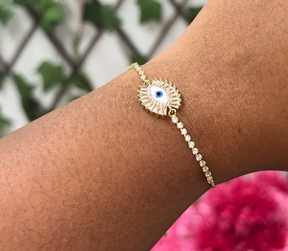 Gold plated evil eye adjustable bracelet