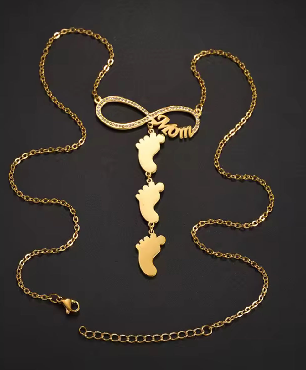 Mom & Baby Feet infinity Name Necklace ( engrave ) necklace
