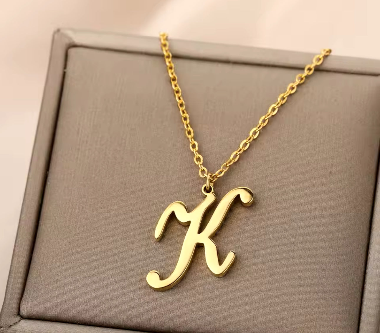 Stainless steel letter necklace