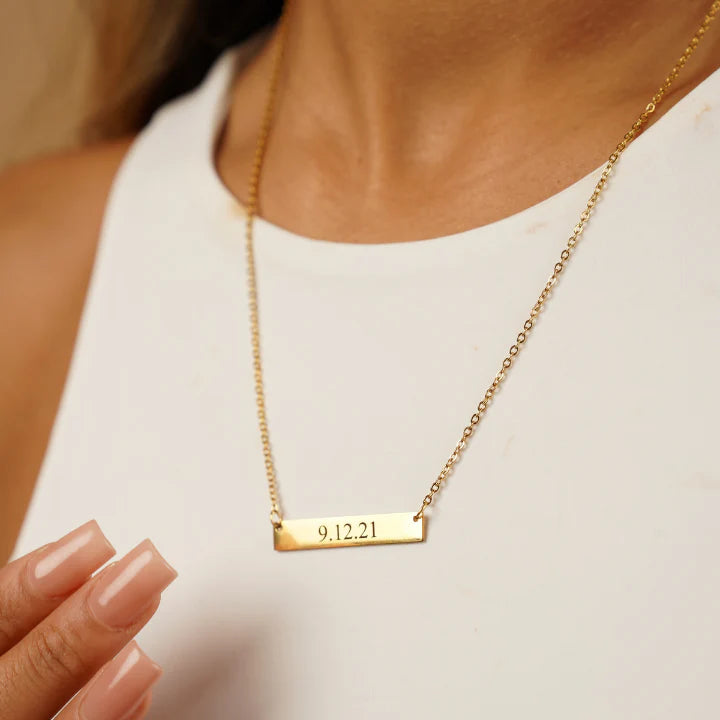 Engraved name bar necklace