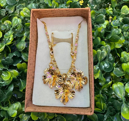 Gold plated hibiscus set