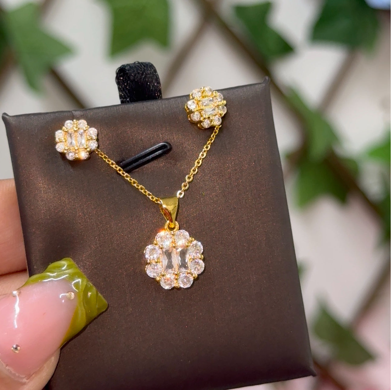 Gold plated Cz set