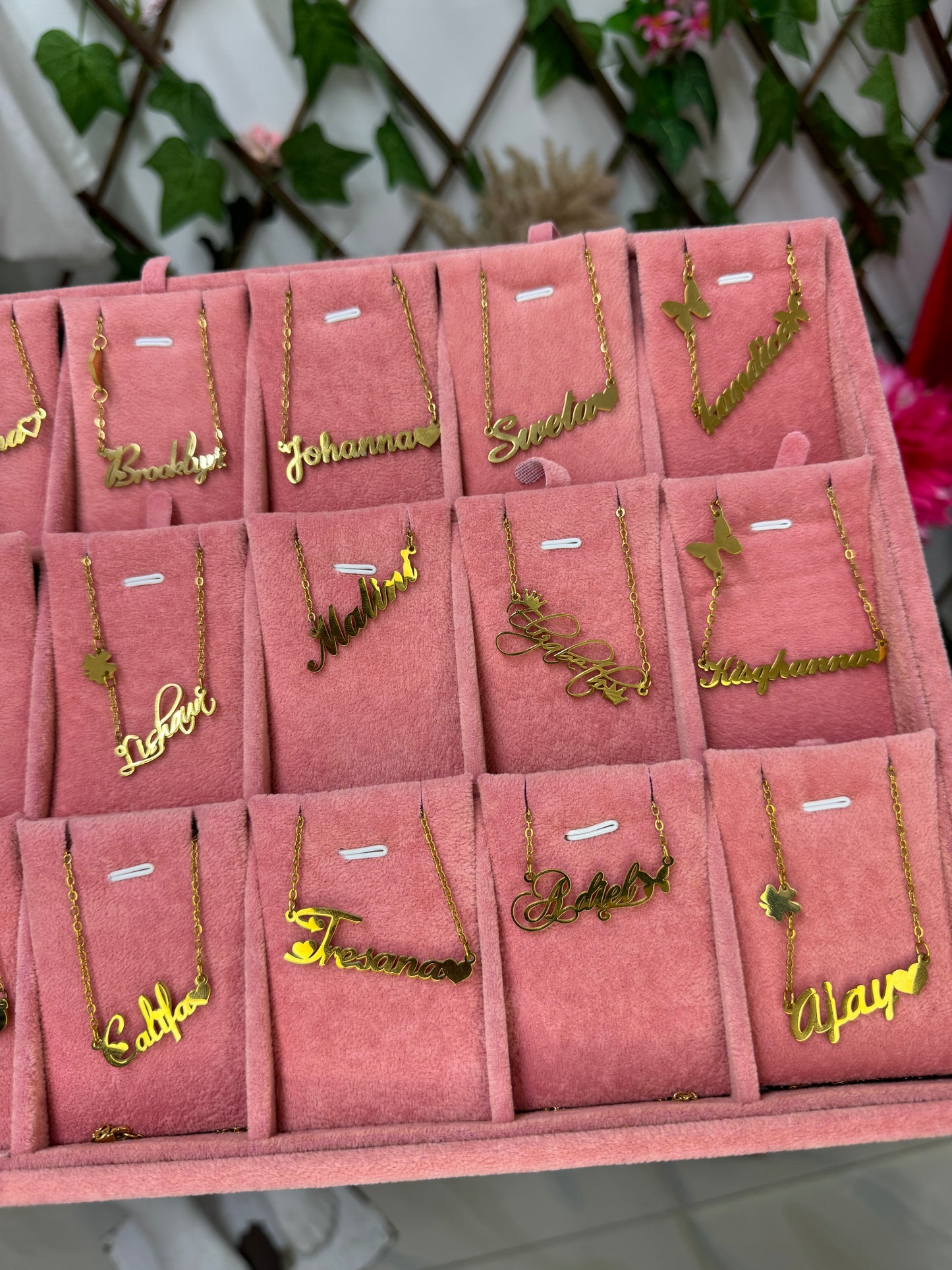 Instock custom name chains