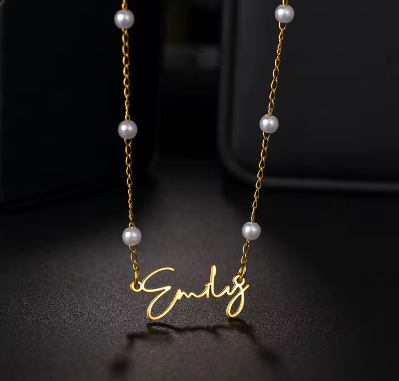 Custom pearl name necklace