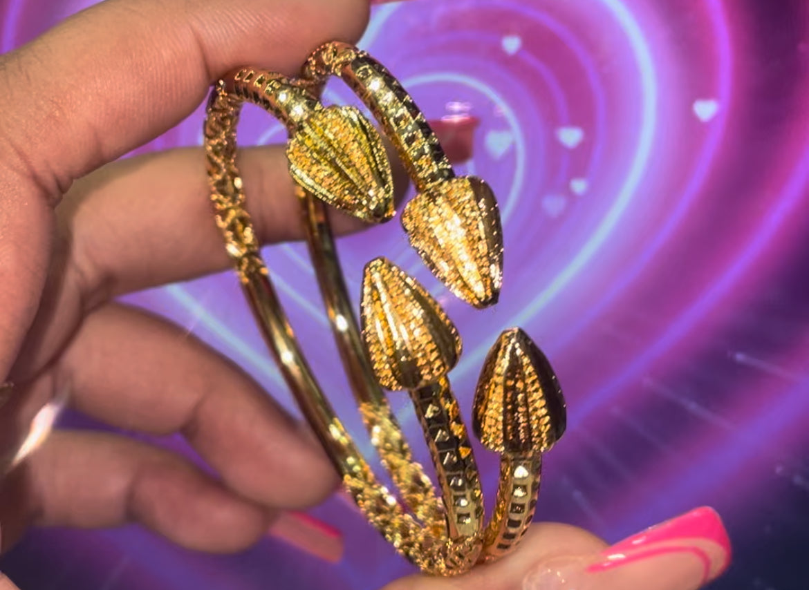Gold plated Bera bracelet