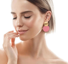 Load image into Gallery viewer, Fashion statement pink and gold earring
