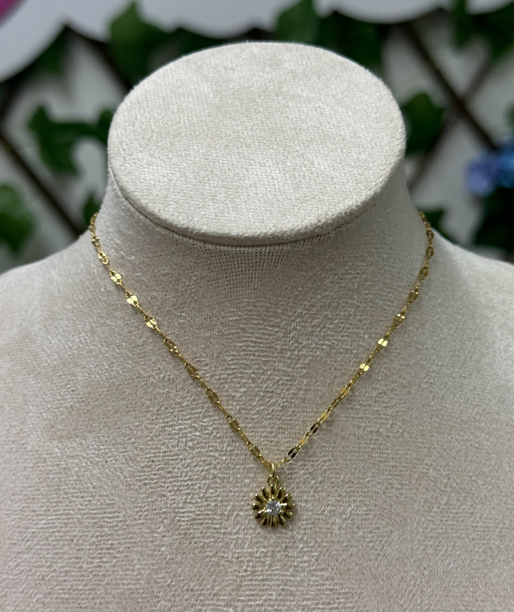 Golden stainless steel flower necklace