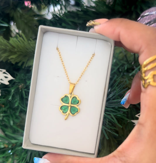 Golden stainless steel clover necklace