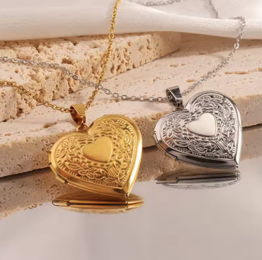 stainless steel silver heart locket + back engraving